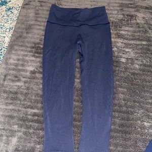 Lululemon crop navy leggings
